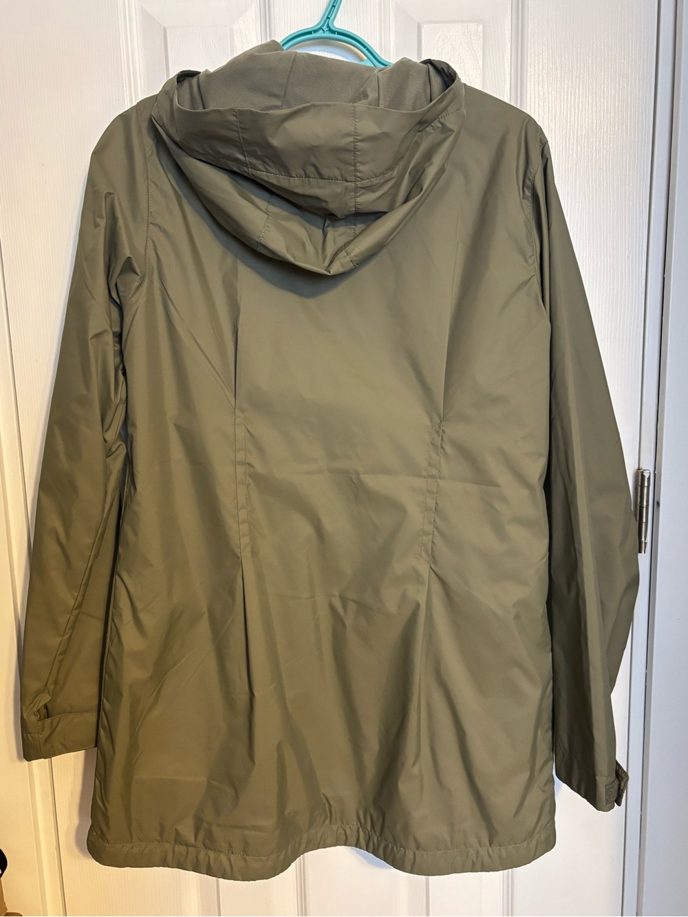 Columbia Sage Green women's Hooded Raincoat - Picture 2 of 5